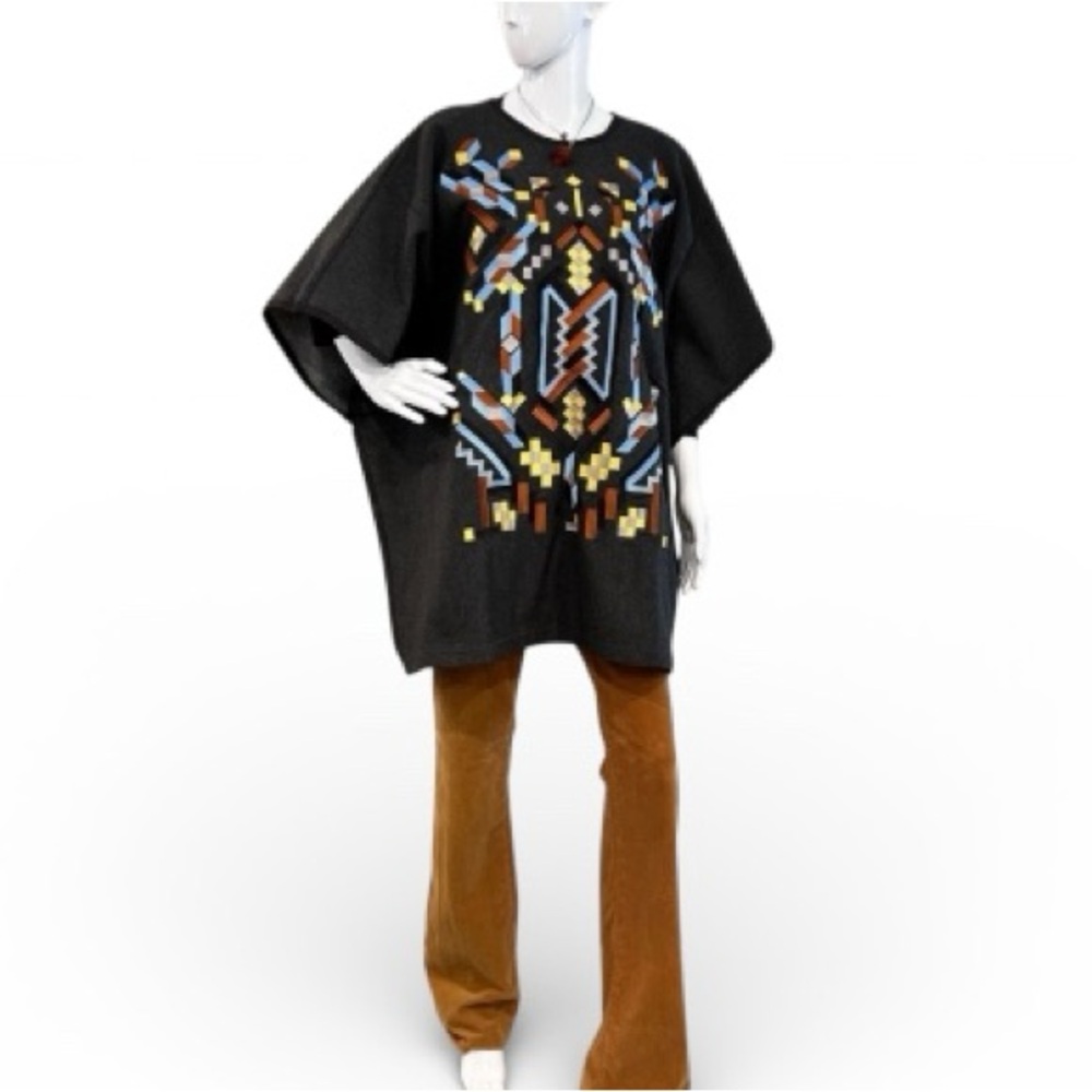 Bespoke Embroidered Aztec Poncho - Picture 3 of 9